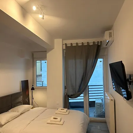 Brand New Ipm1-2-3-4 ラリサ