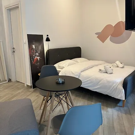 Brand New Ipm1-2-3-4 * ラリサ