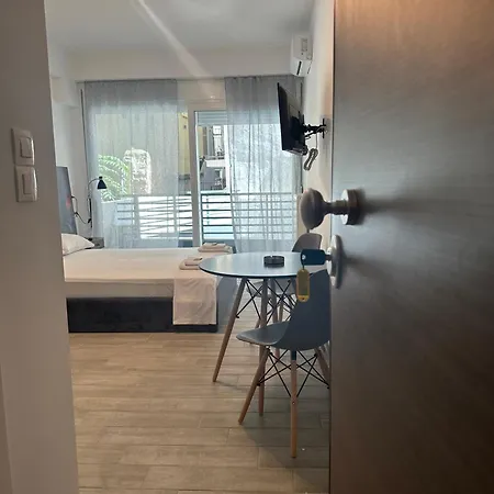 アパート Brand New Ipm1-2-3-4