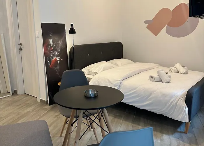 Brand New Ipm1-2-3-4 * Larissa